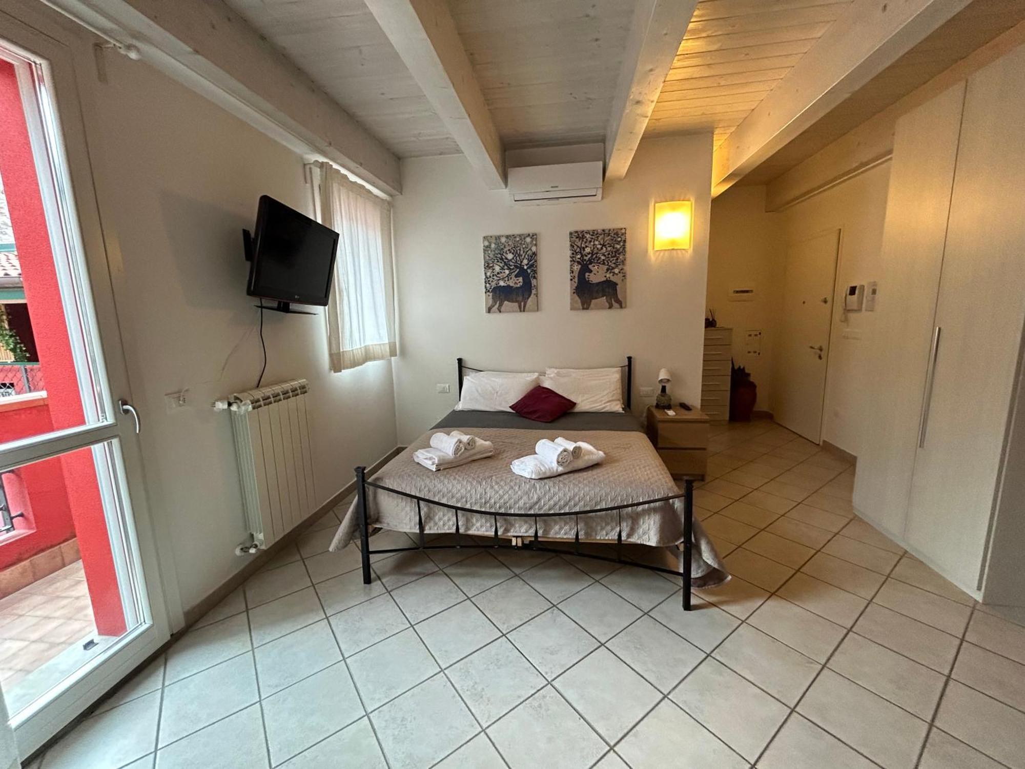 Le Due Corti Centro Storico - Autodromo Apartment Imola Exterior foto